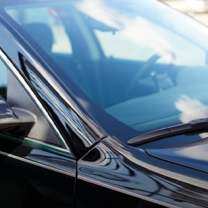 شیشه عقب امن وی ام 110